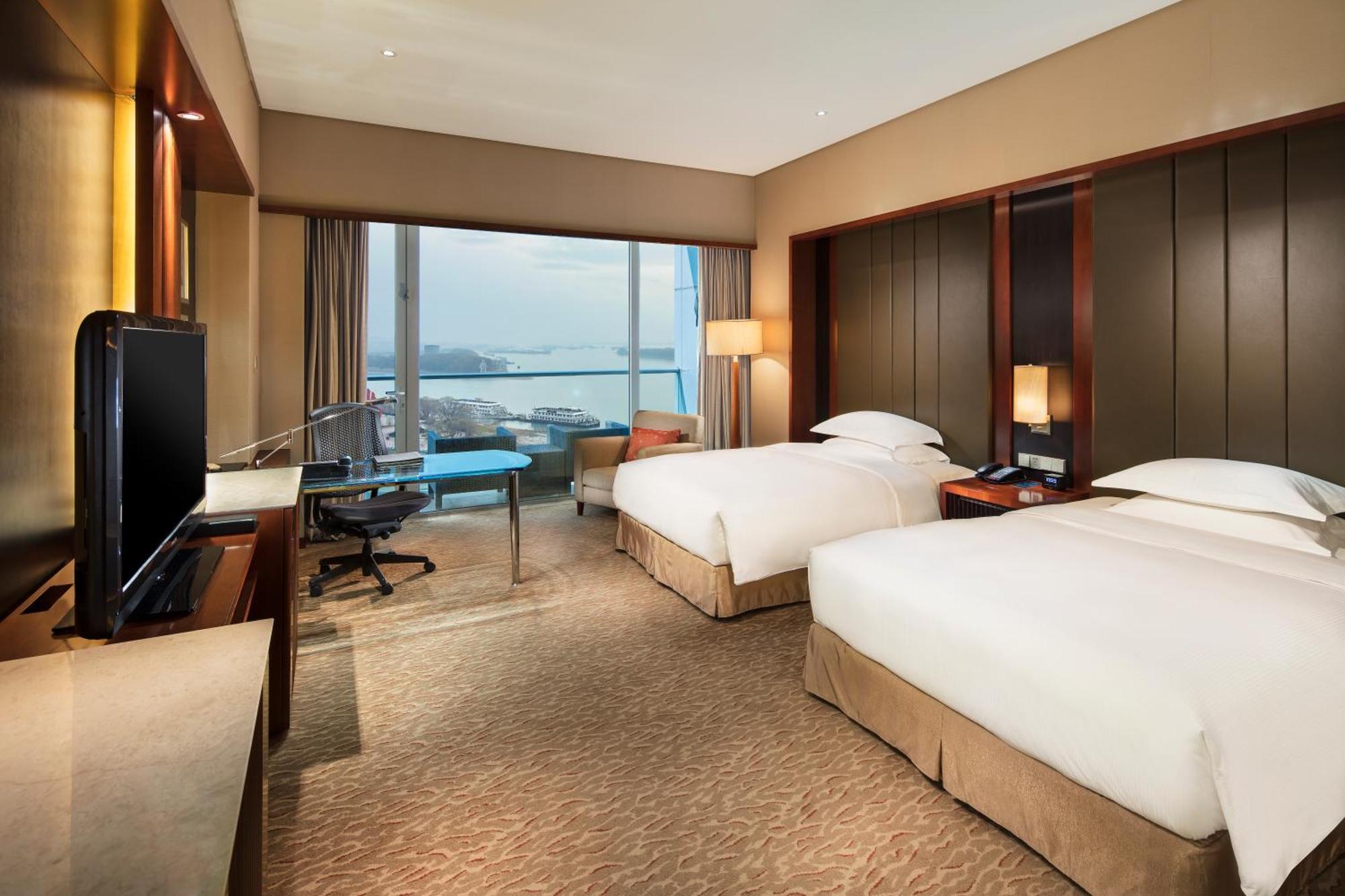 Hilton Nanjing Riverside Exteriör bild