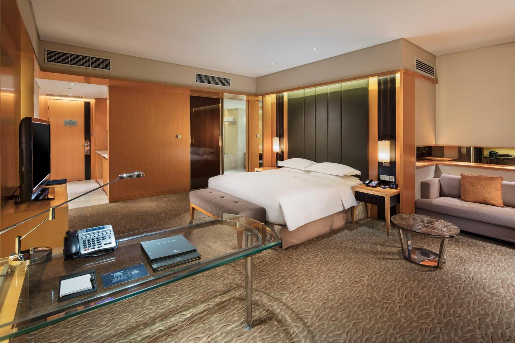 Hilton Nanjing Riverside Exteriör bild