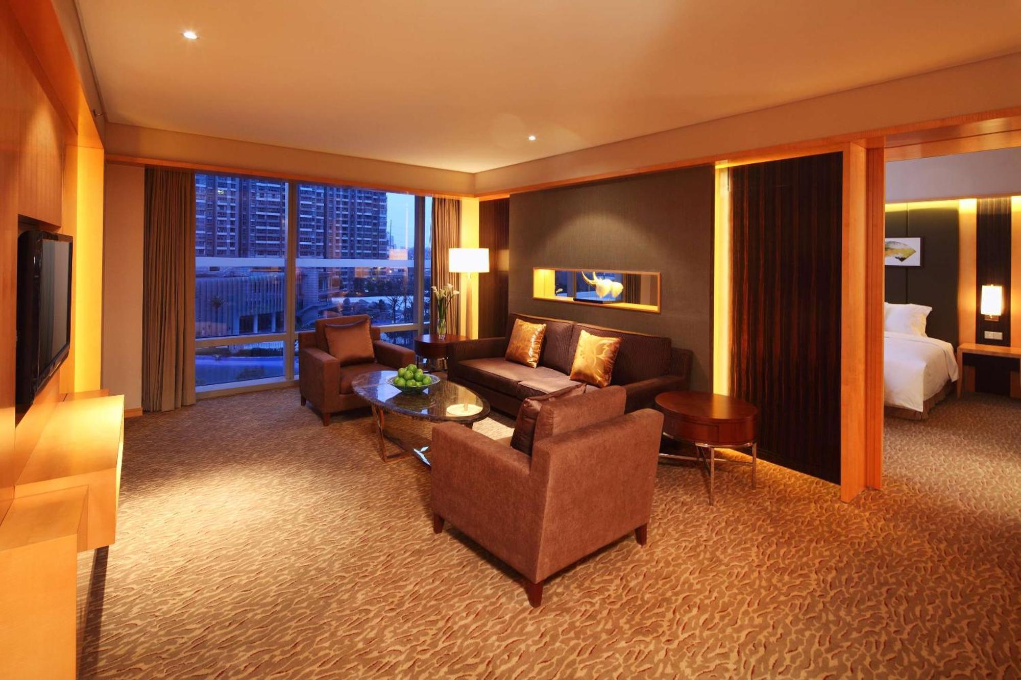 Hilton Nanjing Riverside Exteriör bild